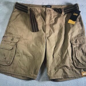 Lee Men's Brown Cargo Shorts with Belt